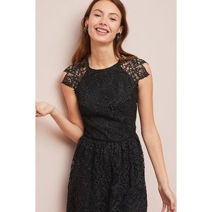 Shoshanna Black Lace Cap Sleeve Cocktail Dress